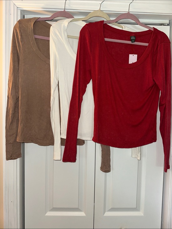 wild fable Tops - Wild fable Classic Scoop Neck Long-Sleeve Tops- Red, tan and white